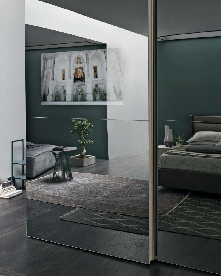 Mirror Giyinme Odası